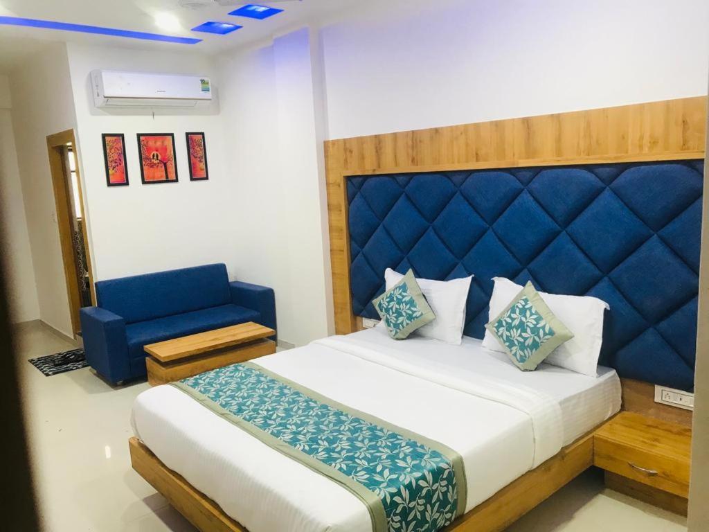 Collection O Hotel Green Park Ананд Екстер'єр фото